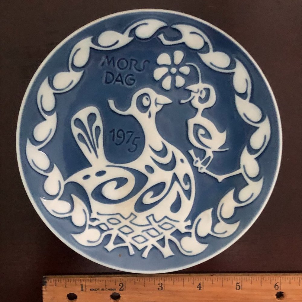 VTG Royal Copenhagen Denmark 6" Mors Dag 1975 Mother's Day Collector Plate - Picture 2 of 5
